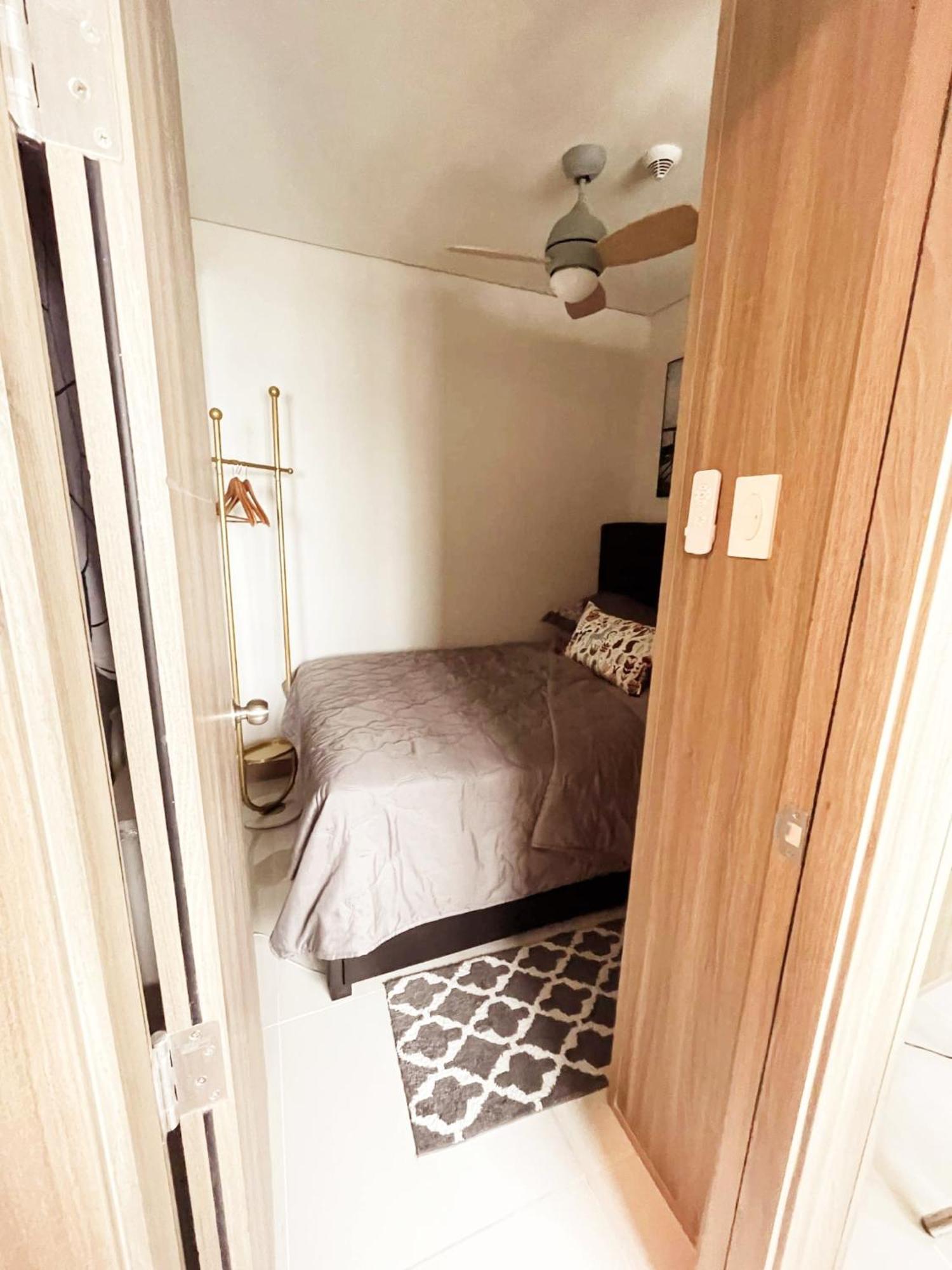 Cozy Penthouse 2Br Suite W Balcony - Amazing Manila Bay View And City Skyline Near Moa Pasay Exterior photo